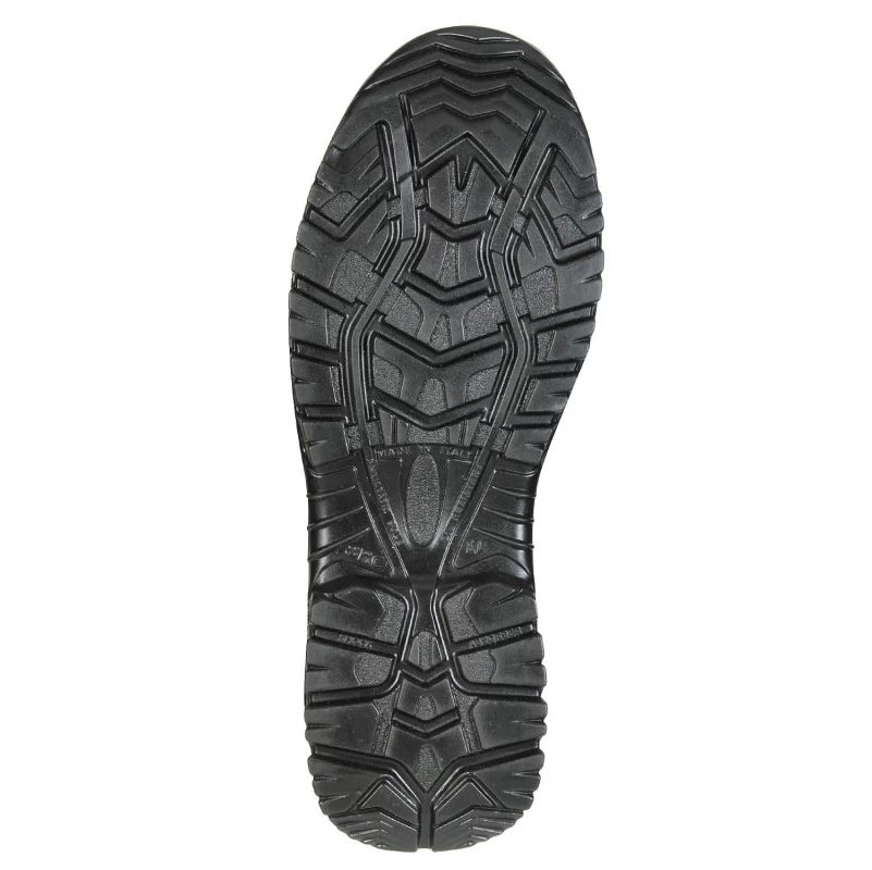 Sixton laars Montana bruin gevoerd S3