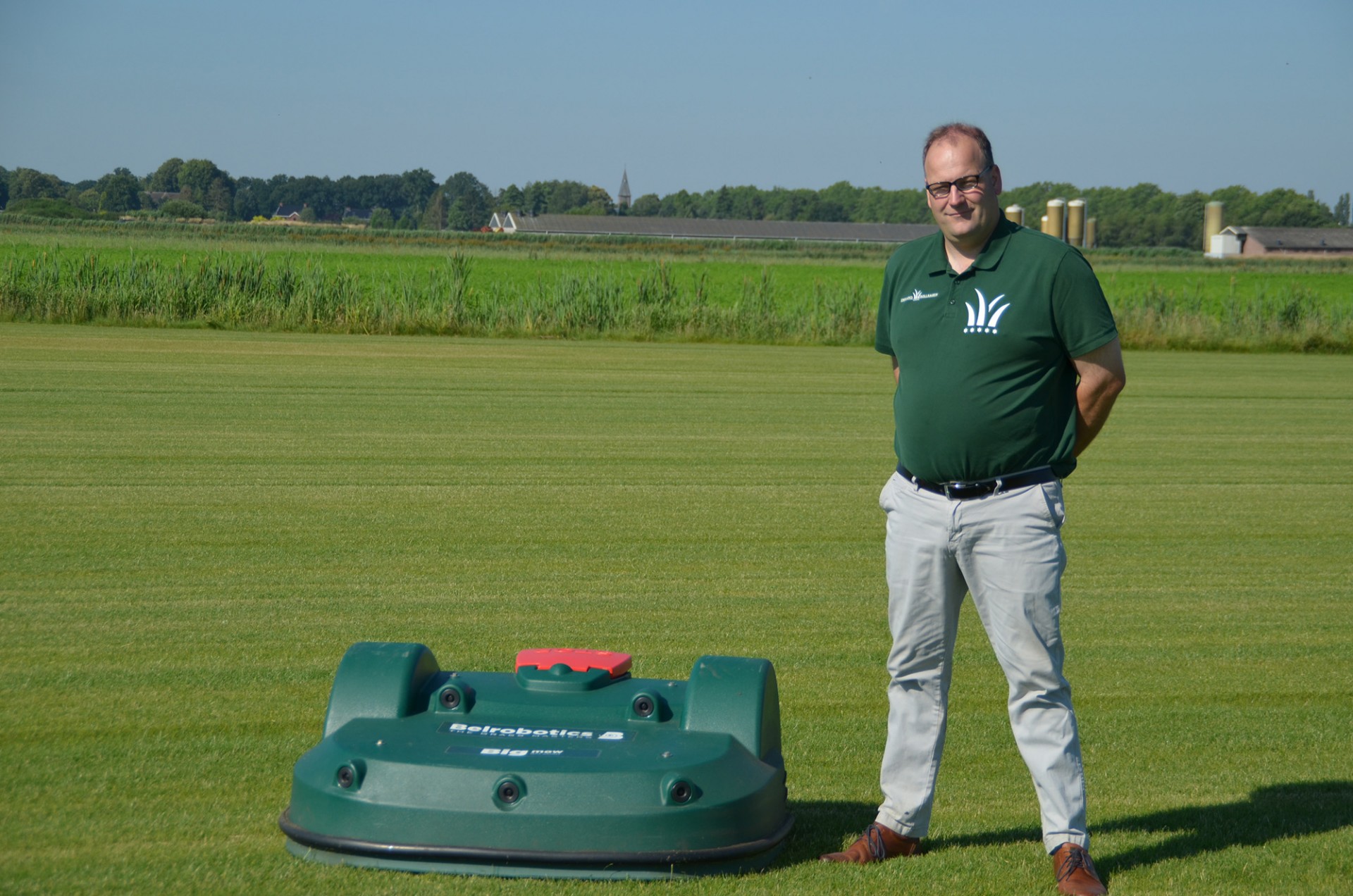 Daniel Ellermann met de Belrobotics BigMow