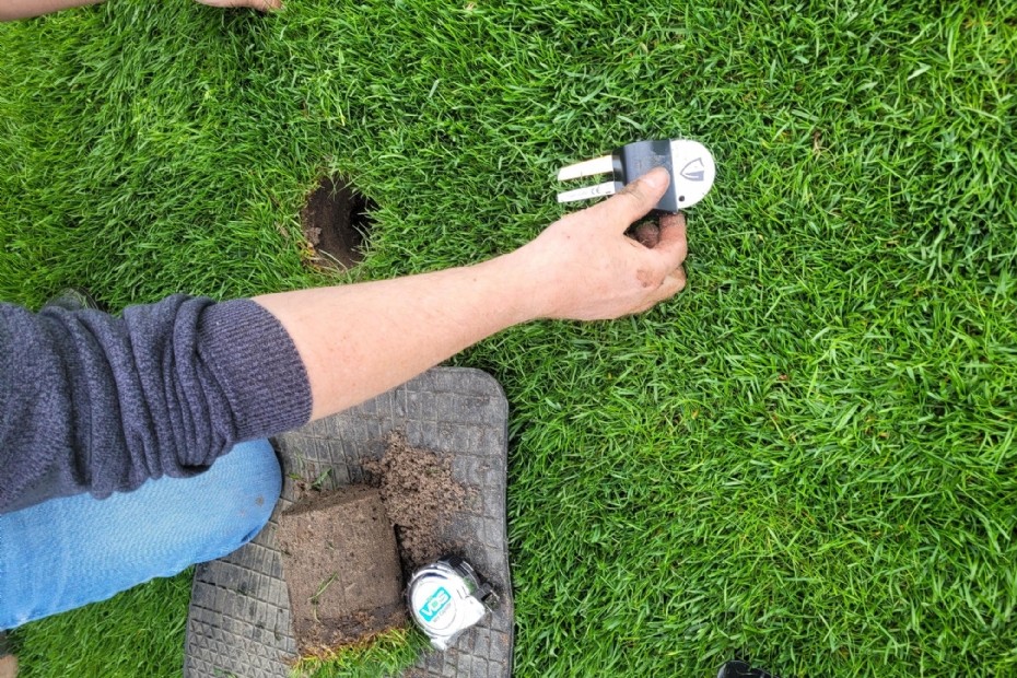 Meten voor je beregent: bodemvochtsensoren helpen Den Bosch bewuster omgaan met water